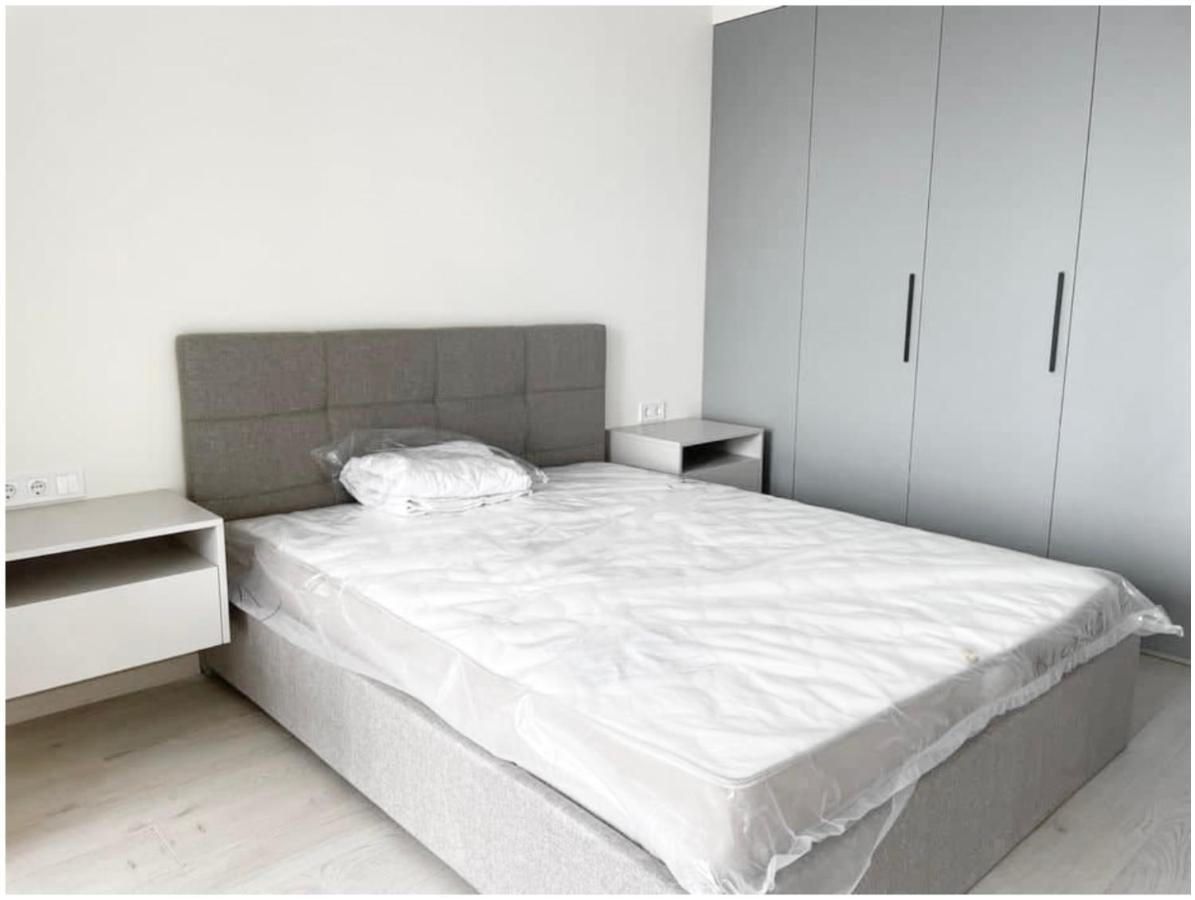 Most City Area 2-Bedroom Lux, Ekaterinoslav Square Dnipro Esterno foto